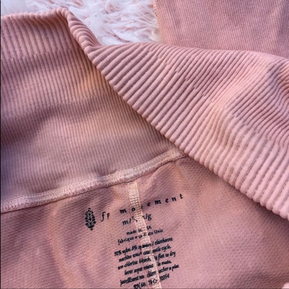 Free People Revive Washed Leggings 7/8 - Picture 5 of 6